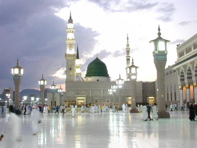 Image result for al-masjid al-nabawi